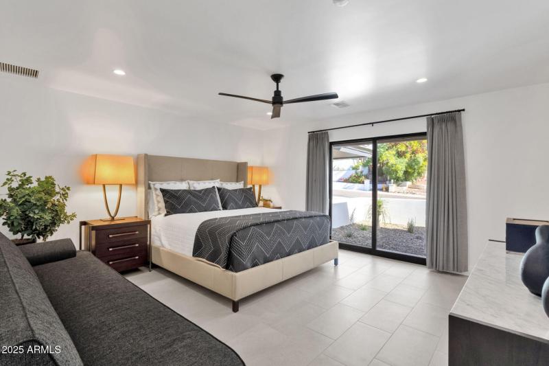 7112N23rdWay_63815_21