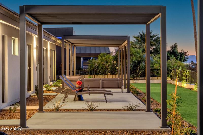 7112N23rdWay_63815_44