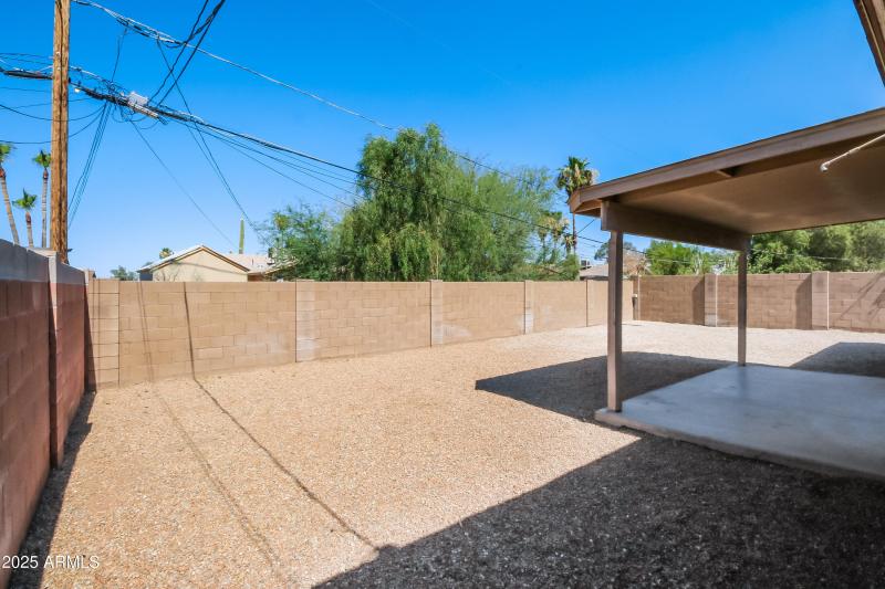 1006136.1860 S MORENO DR - Rear View