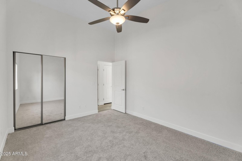 32-web-or-mls-8522 E Vernon Ave-32