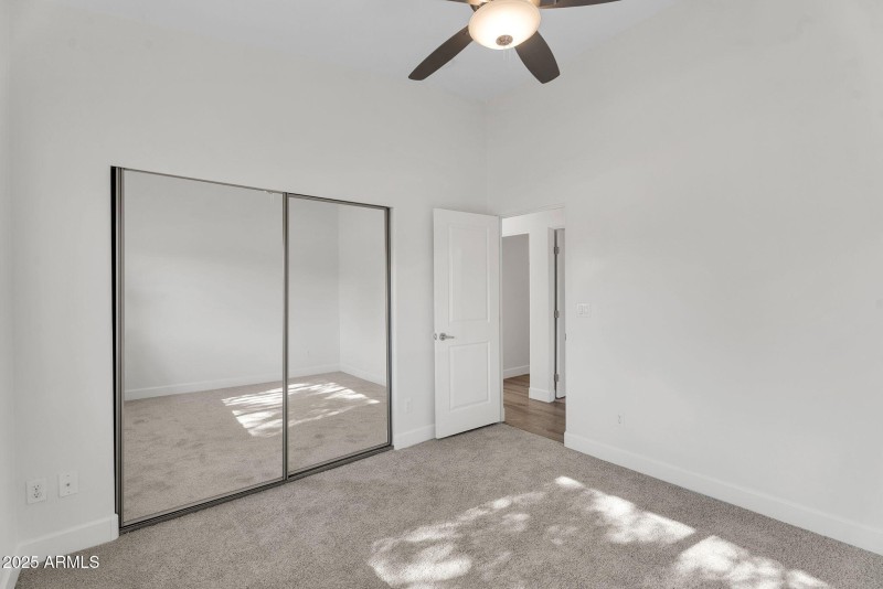 30-web-or-mls-8522 E Vernon Ave-30