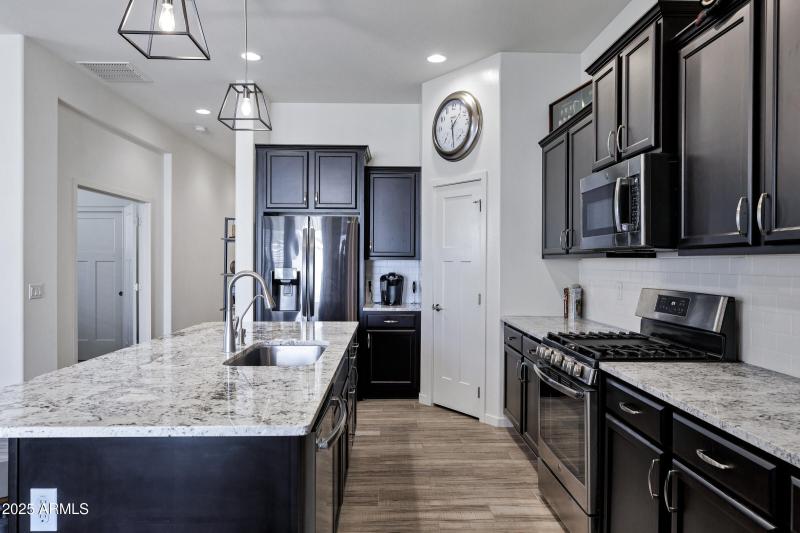 10104 E Nichols Ave-17