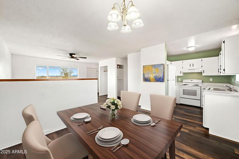 19-Dining-Room_3 - Dining Room - Standar