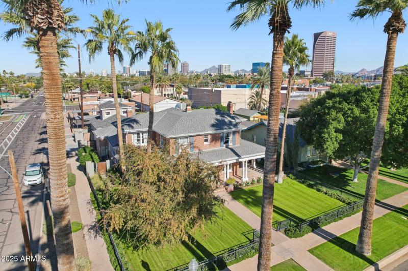 69-web-or-mls-W Lynwood St-S1412-069