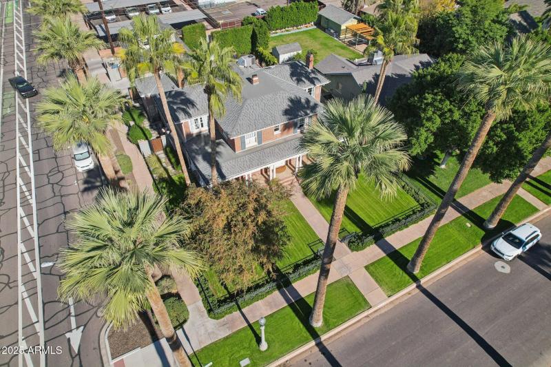 73-web-or-mls-W Lynwood St-S1412-073