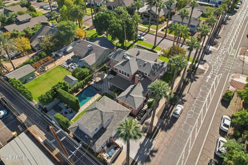 79-web-or-mls-W Lynwood St-S1412-079