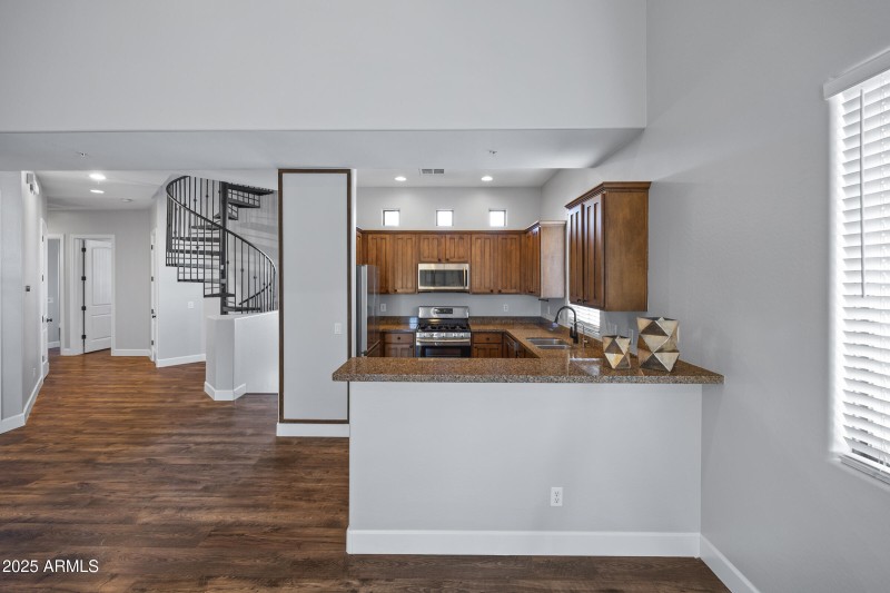 5998 N 78th St Unit 2002-10