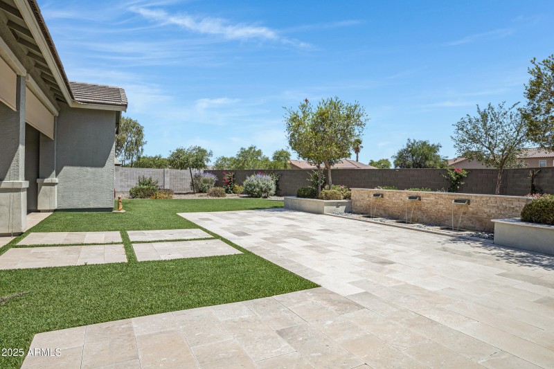 41465 W Sussex Dr-47