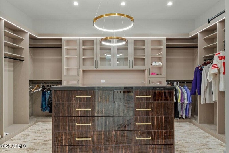 016_Primary Closet 1