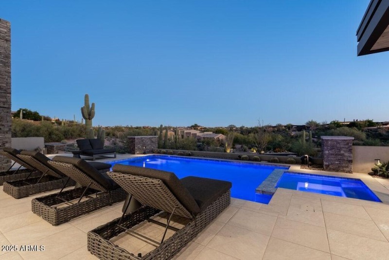 028_Patio Perfection