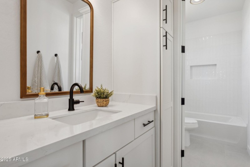 31-web-or-mls-13637-e-eclipse-dr