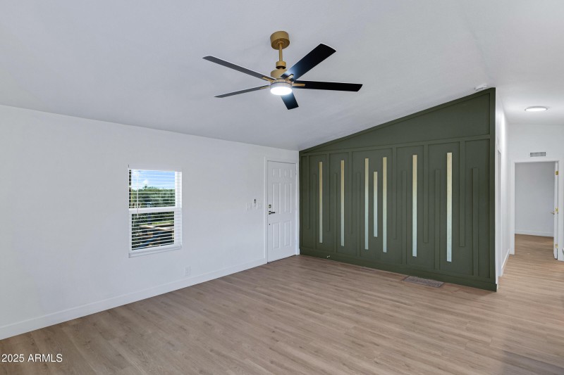 4556 N Ironwood Dr-13 2