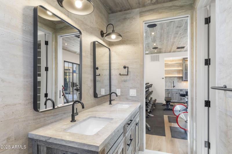 1BR/1BA/FP/W-D Casita=Ensuite BR 5 of 5