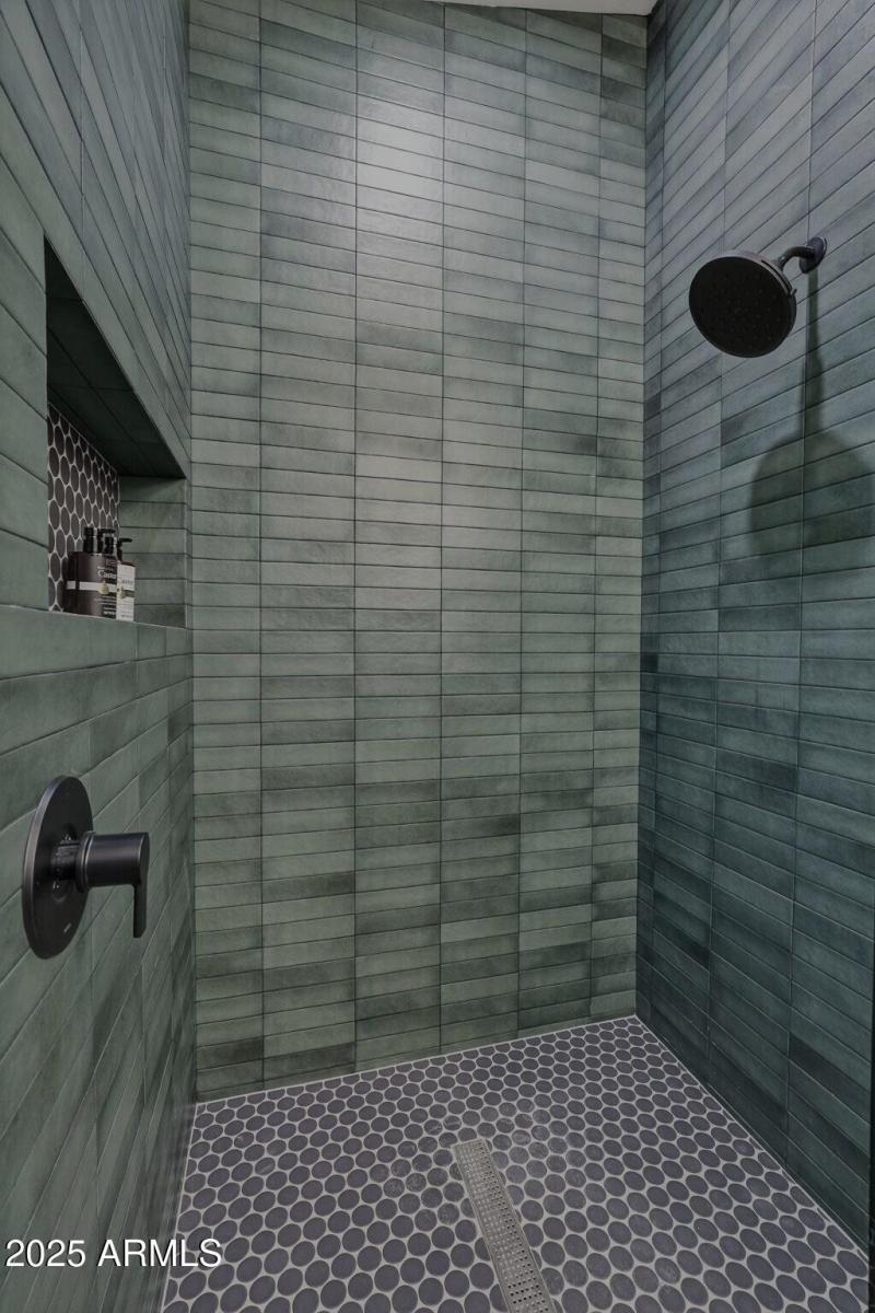 Upstairs guest suite bath