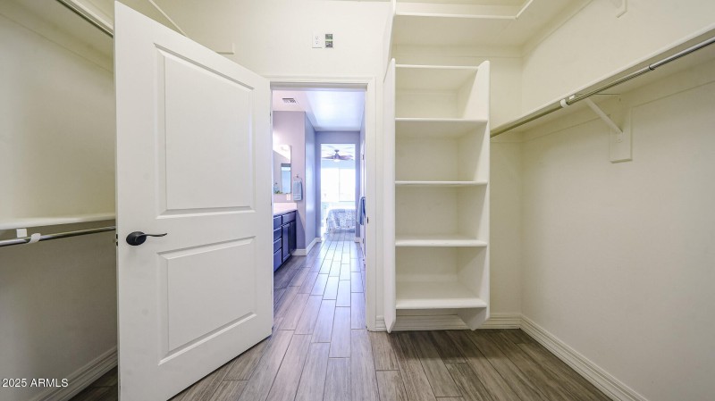 Walk-in Closet