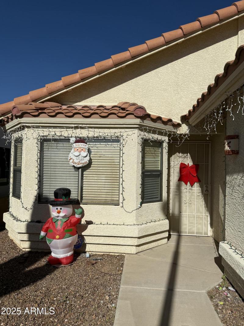 KITCHEN NOOK BAY WINDOW