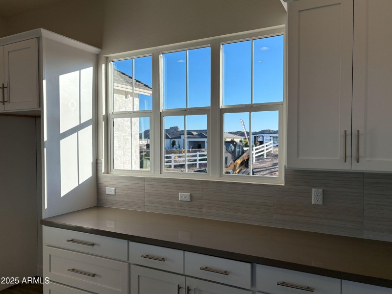 1800 W Caramel Court