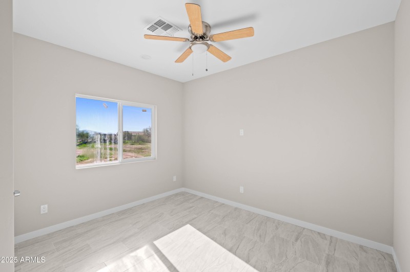 31912 S Bush St Wittman AZ 85361-3 - Cop