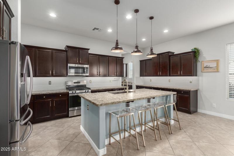 Fully Equipped Kitchen Amenities