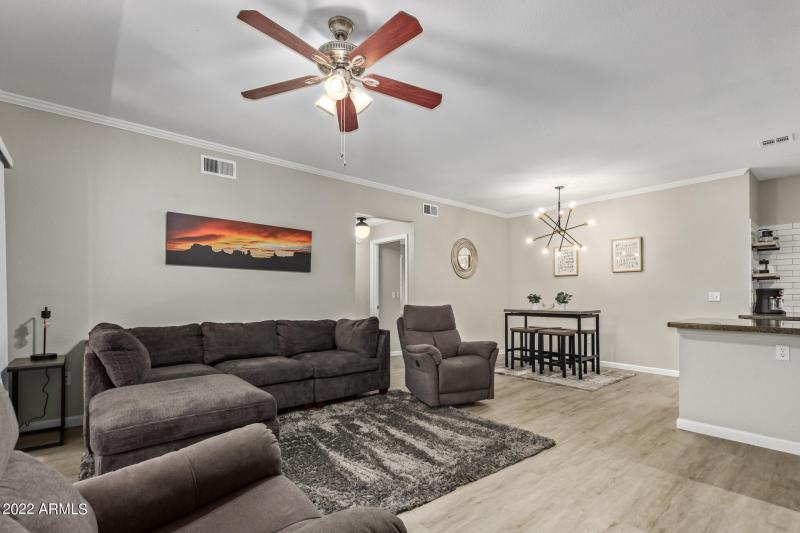 0005-05 - Dessert Foothills