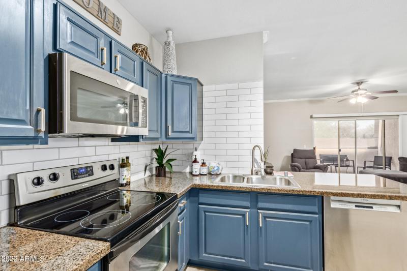 0012-12 - Dessert Foothills