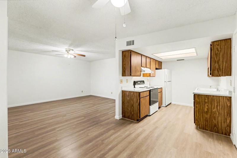 Kitchen & Dining Room