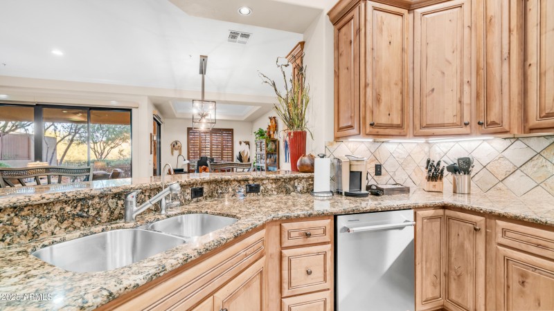 2700 N Alma School Pkwy Unit 1017 (33)