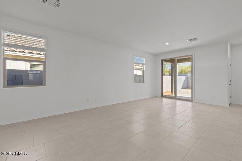 KBPHX_MIR_MagnoliaatDesertPassage-Lot10_