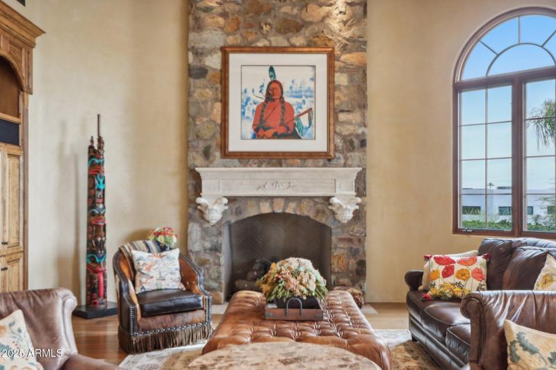 Camelback Mtn • 1-Level Home