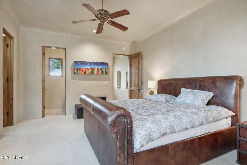 Camelback Mtn • 1-Level Home