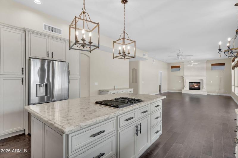 20-web-or-mls-20-web-or-mls-Sienna-17