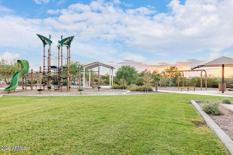 13 Peralta Canyon Amenities