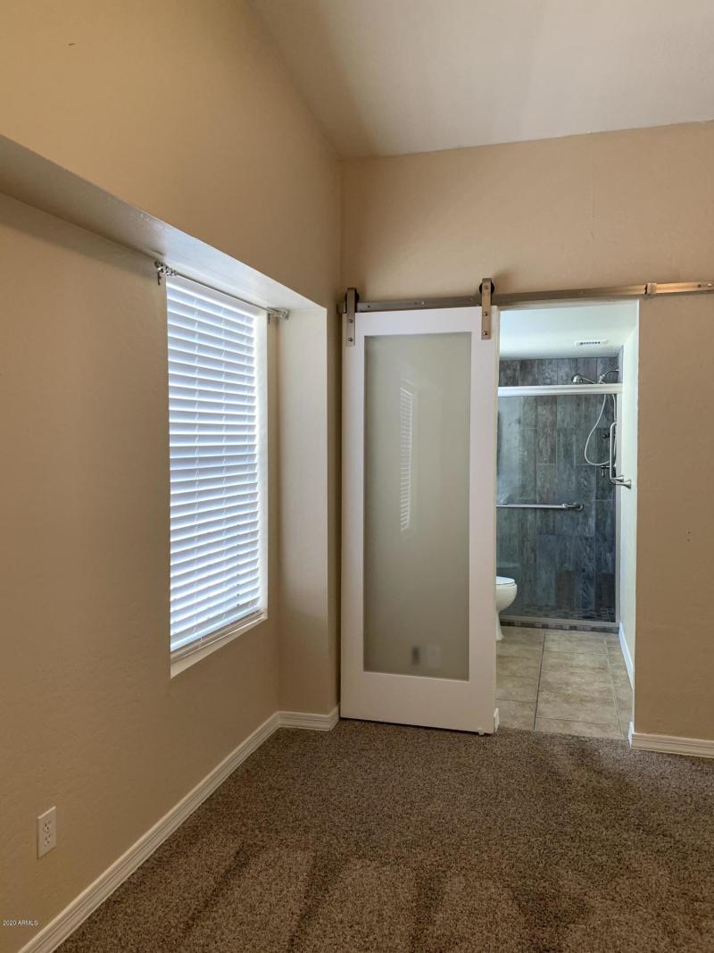 FEE2CE74-8023-4AFD-A5F8-BF8E08BDF084