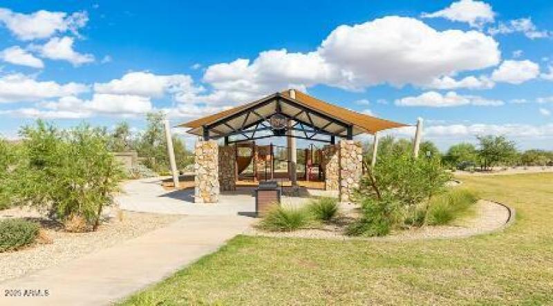 Los Cielos at Rancho Mercado - Community