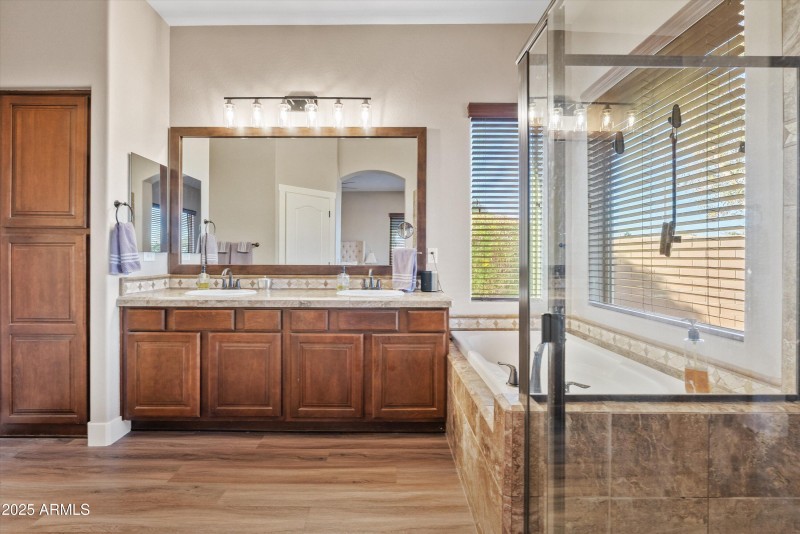 Primary Suite Bathroom