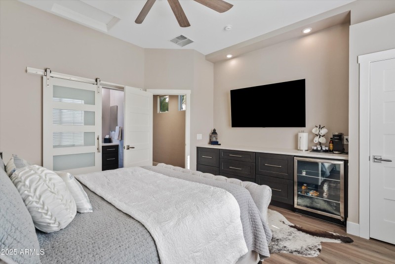 Guest bedroom with full private bathroom