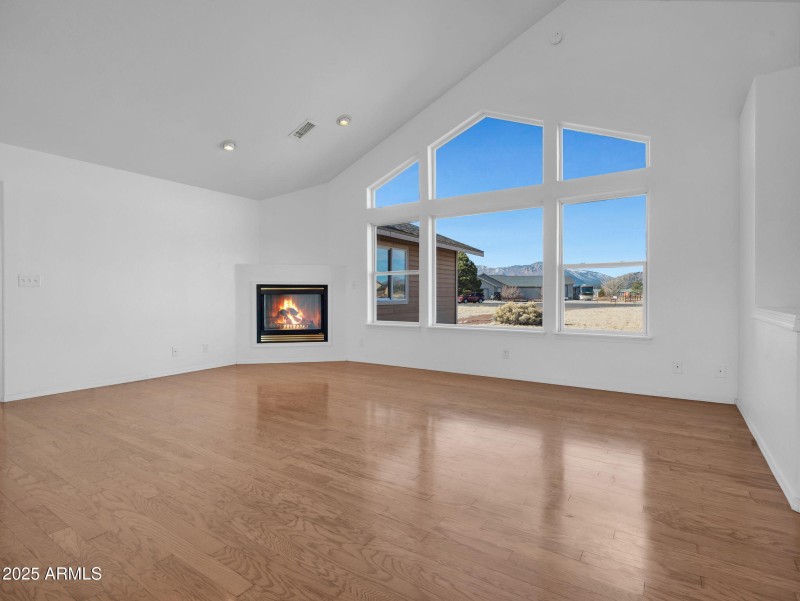 7-web-or-mls-TimberCreekimagery-15 (1)