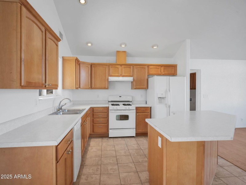 11-web-or-mls-TimberCreekimagery-18