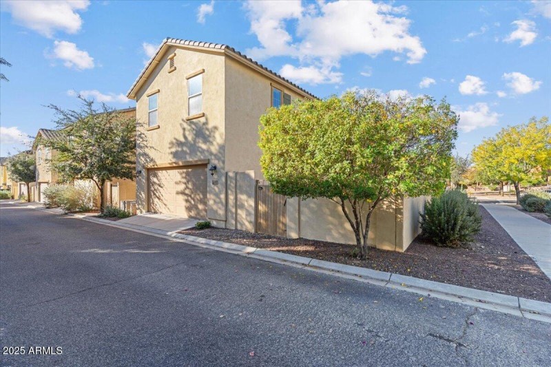 2387 N Heritage_Side of Home