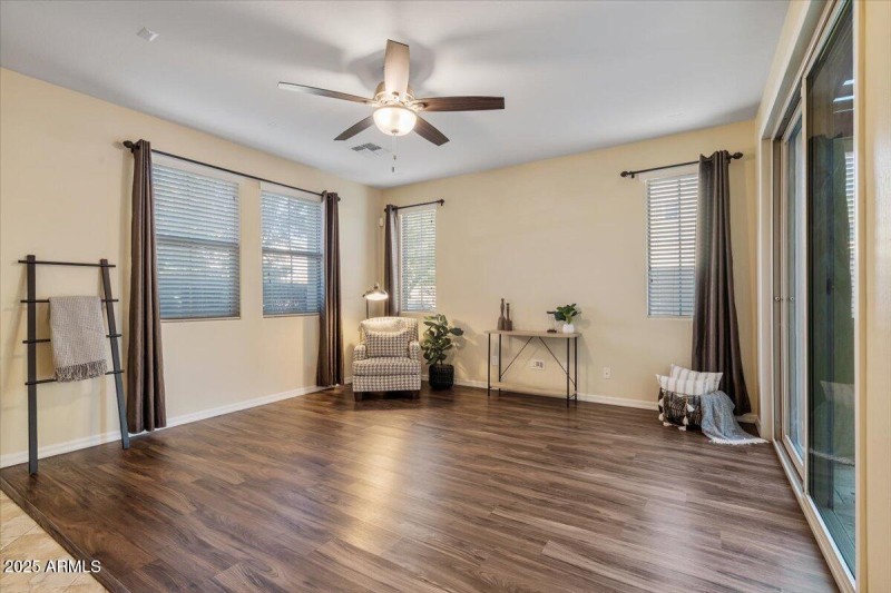 2387 N Heritage_Family