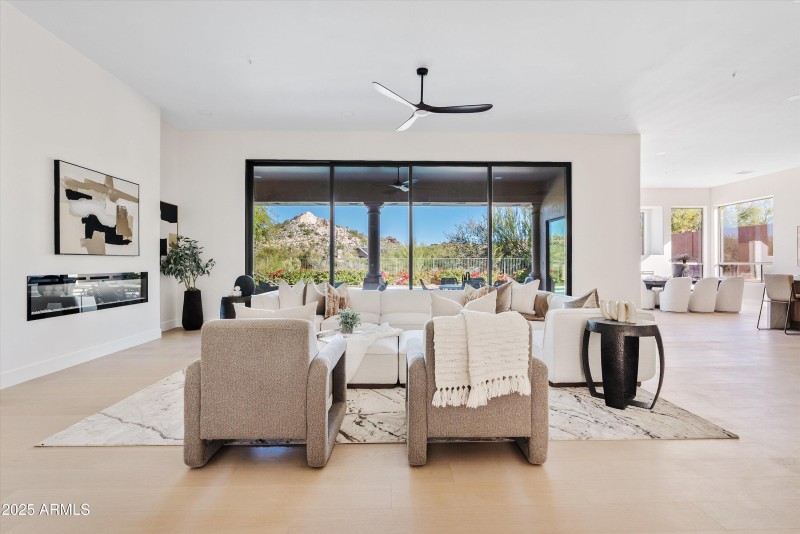 Living Room| Great Room