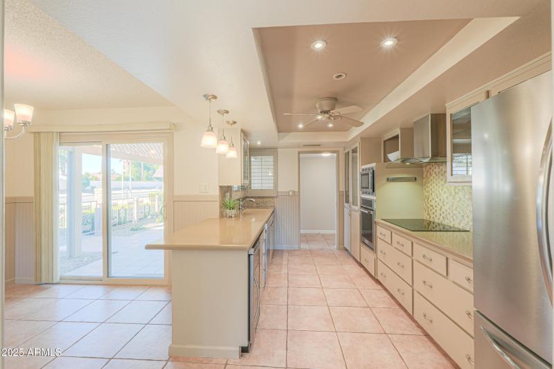 17801 N Boswell Blvd