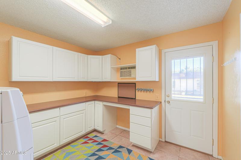 17801 N Boswell Blvd