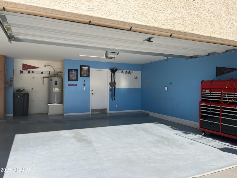 Garage (2)