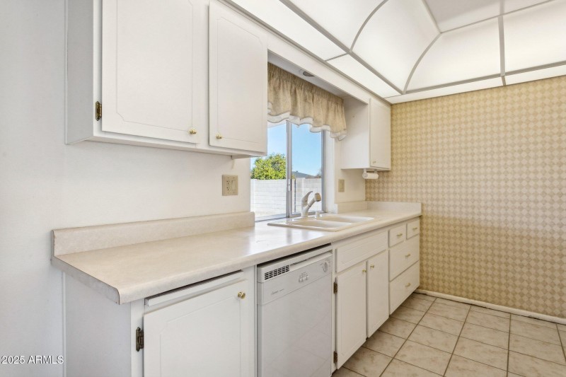 9-web-or-mls-10608-w-gulf-hills-dr