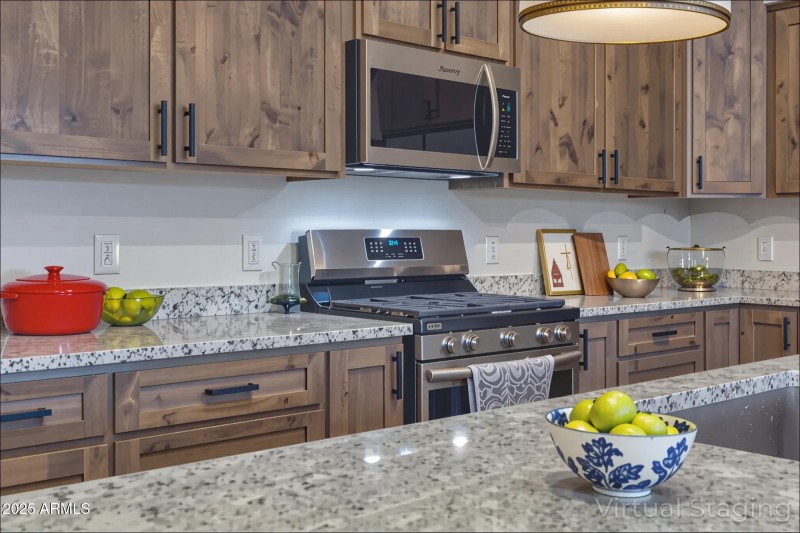 03 A 411 Hillcrest (19)