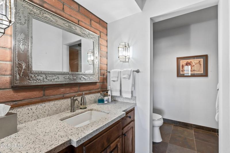 Primary Bathroom 2-sk