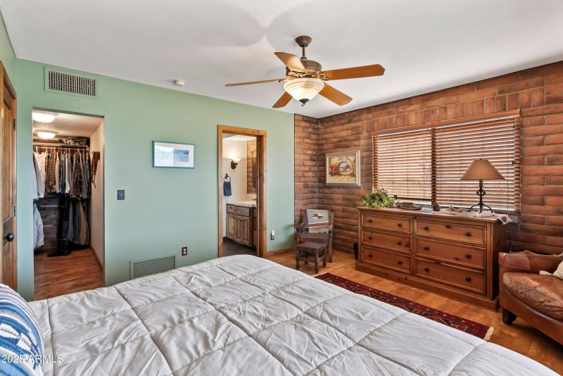 Bedroom 5 Primary BR