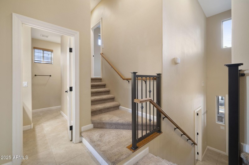 21-web-or-mls-FA9A5411