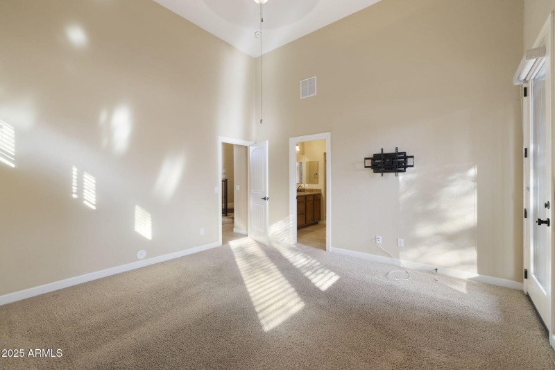 26-web-or-mls-FA9A5441